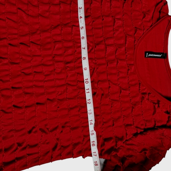 NWOT jason maxwell Stretchy Burgundy Red Ruffle Short Sleeve Blouse Size M Petit - Picture 10 of 11